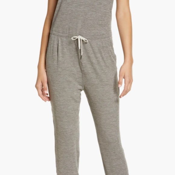 Vuori Lux Harem Jumpsuit Heather Grey Size Large - Picture 3 of 3